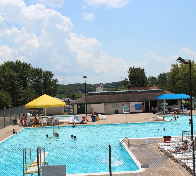 birchdale-community-pool-photo